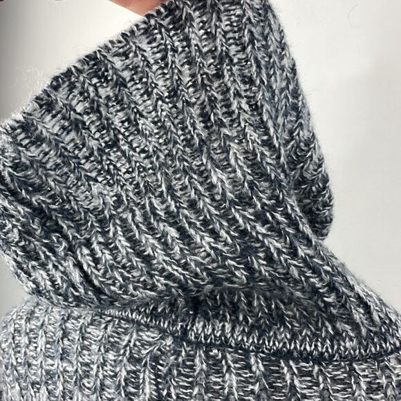 Wooden ships Chunky Knit Mohair wool mix turtleneck knit poncho sweater size M/L - Picture 7 of 9